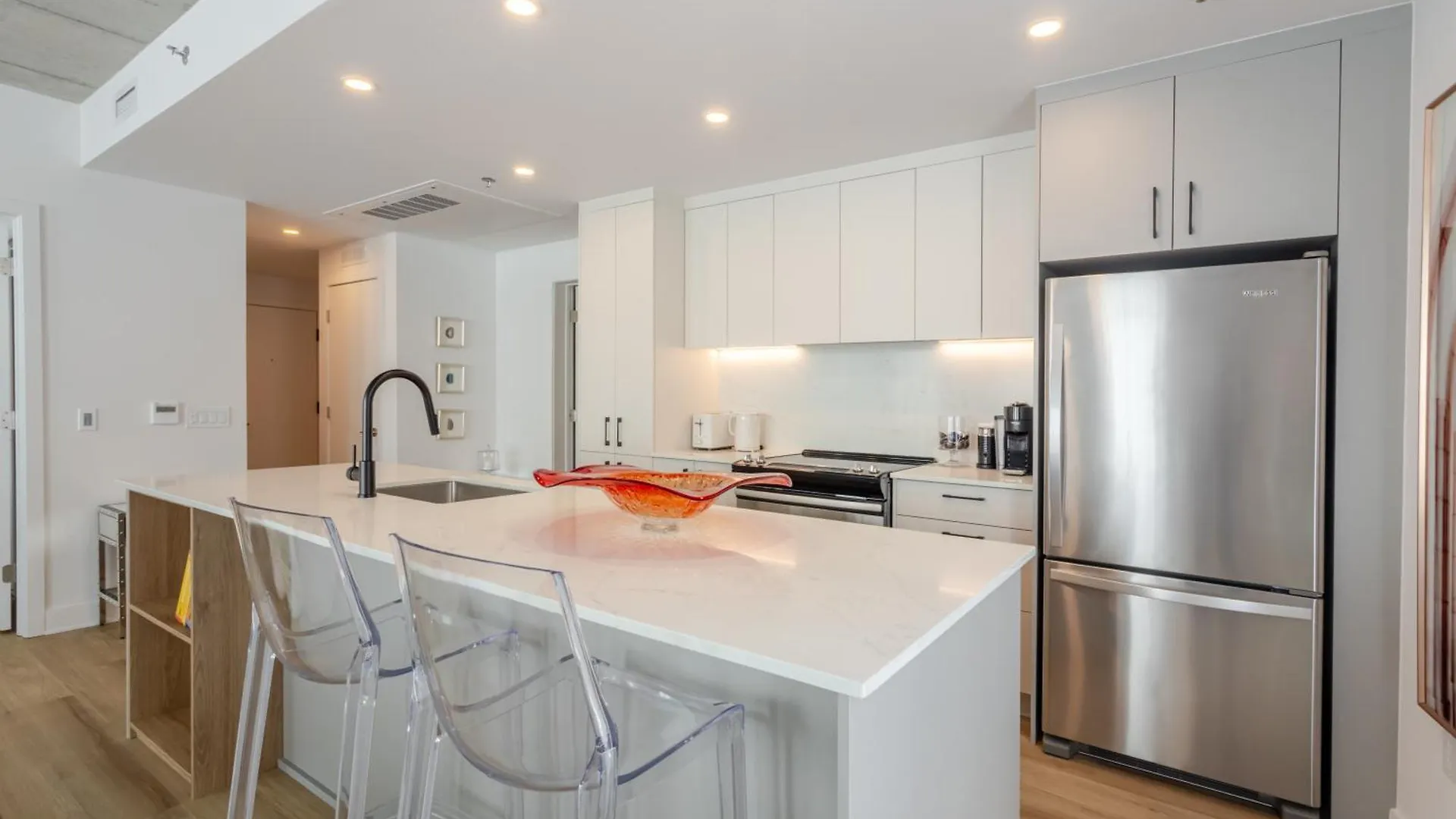 Stunning 2 Bedroom Condo In Mtl Old Port Montréal Apartman